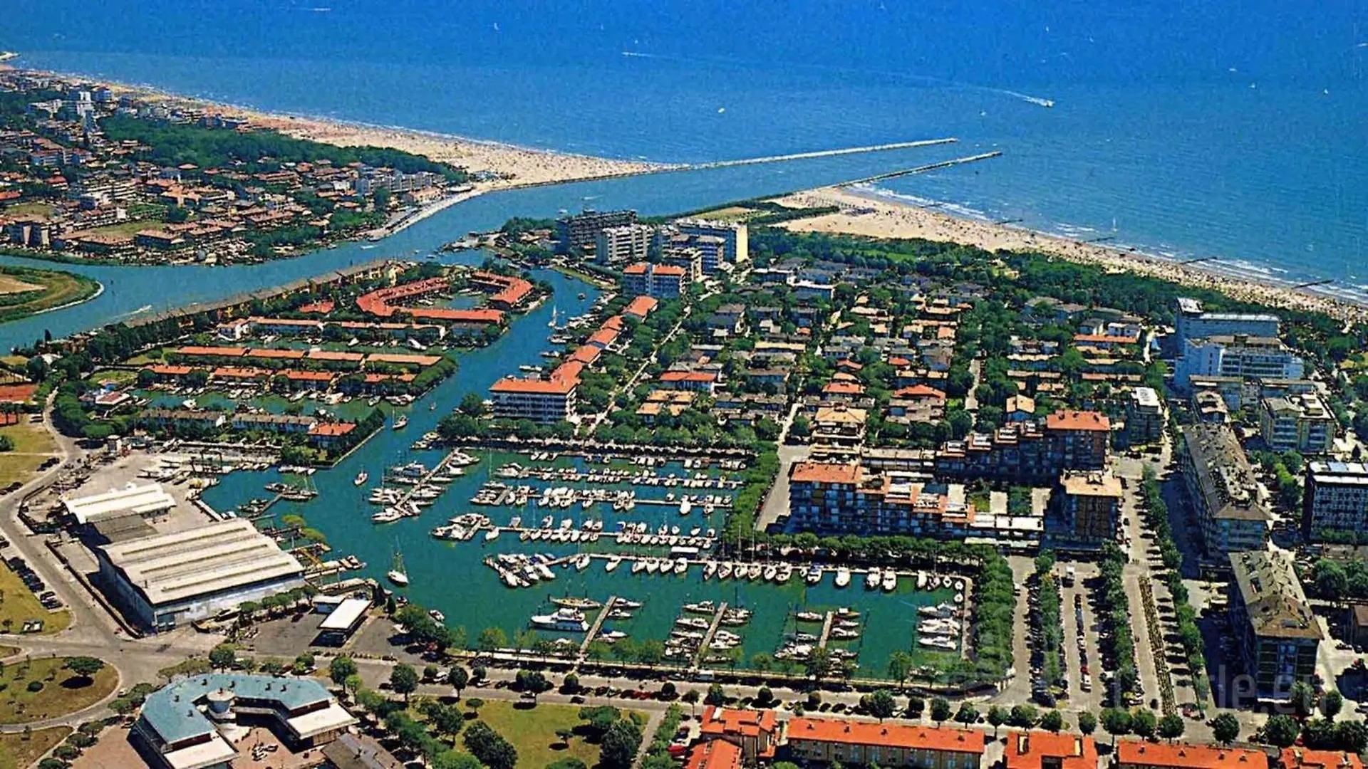 Seaview Modern Flat - Beahost Apartment Porto Santa Margherita di Caorle 0*,  Italy